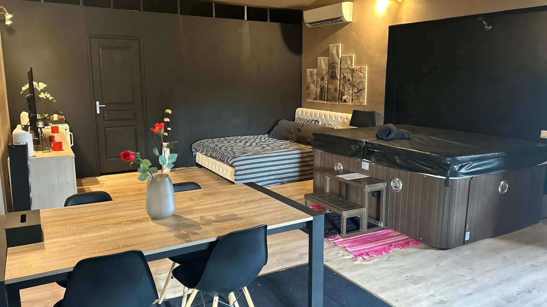 Loveroom Et Secretroom Gardanne