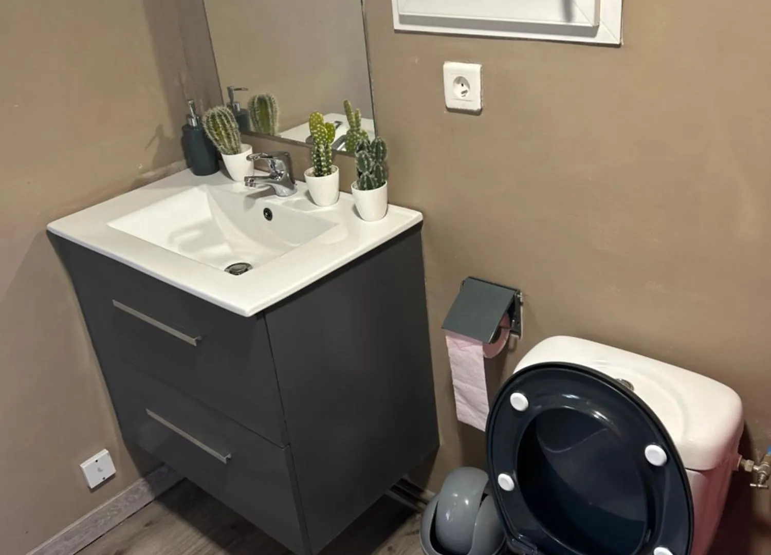 Hodinový hotel Loveroom Et Secretroom Gardanne
