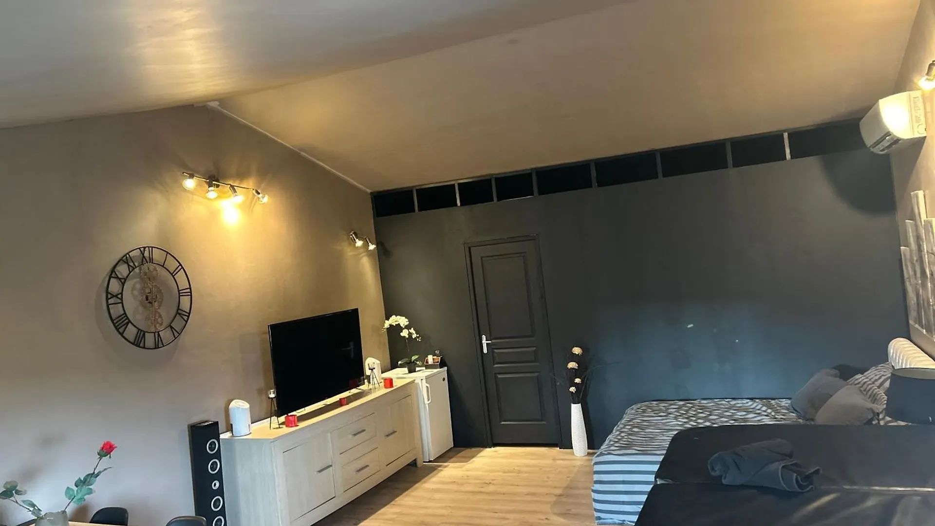 Love hotel Loveroom Et Secretroom Gardanne France
